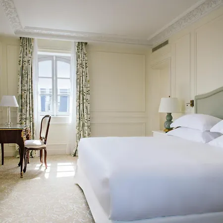Du Palais Biarritz, In The Unbound Collection By Hyatt Otel Biarritz