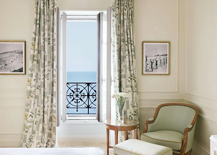 Du Palais Biarritz, In The Unbound Collection By Hyatt Hotel Biarritz