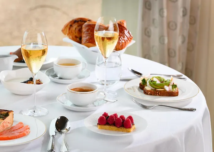 מלון Du Palais Biarritz, In The Unbound Collection By Hyatt 5*