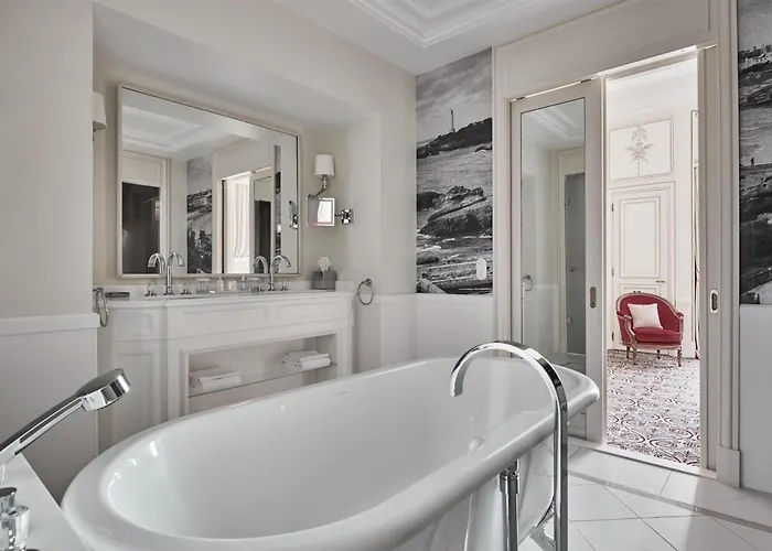 Du Palais Biarritz, In The Unbound Collection By Hyatt Otel