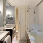 Du Palais Biarritz, In The Unbound Collection By Hyatt ホテル 5*