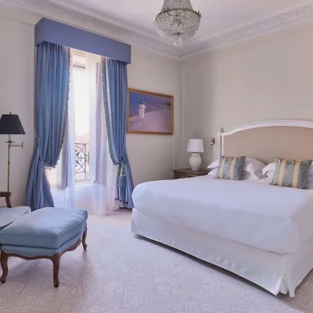 Отель Du Palais Biarritz, In The Unbound Collection By Hyatt Биарриц