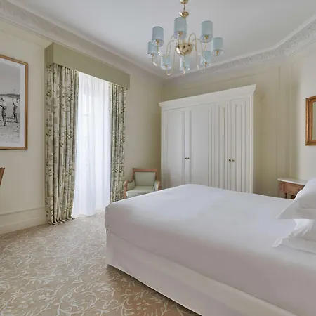 Du Palais Biarritz, In The Unbound Collection By Hyatt Отель 5*