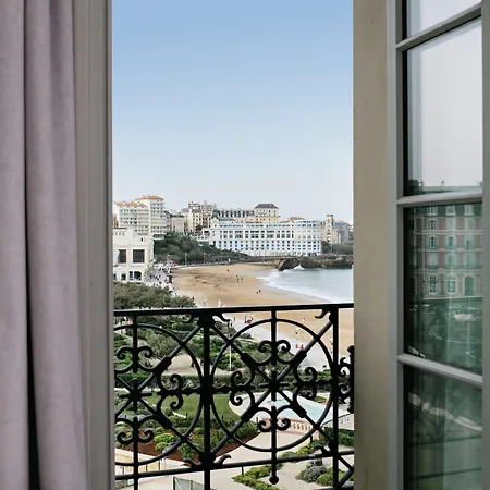 Du Palais Biarritz, In The Unbound Collection By Hyatt Отель Биарриц