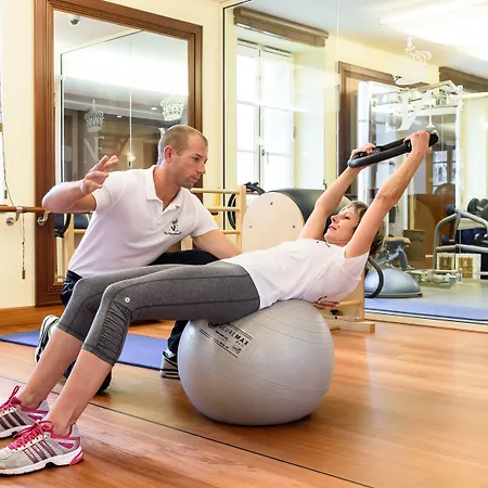 Du Palais Biarritz, In The Unbound Collection By Hyatt 5* Biarritz