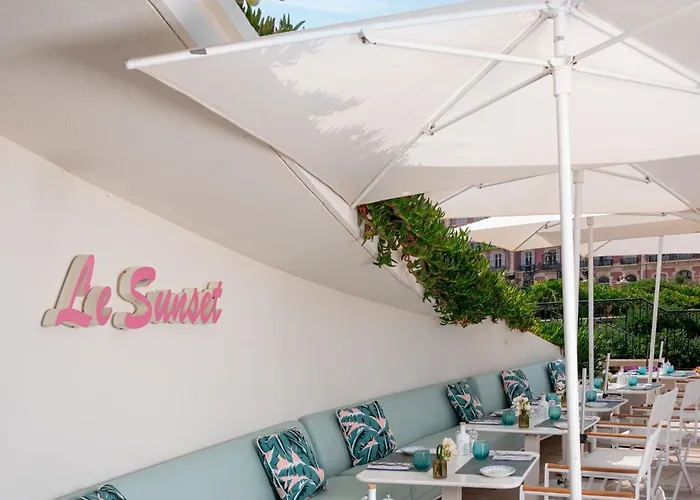 Du Palais Biarritz, In The Unbound Collection By Hyatt Hotel Biarritz